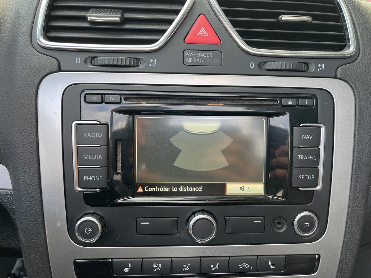 Volkswagen Eos CC 2.0 TDI 140 CV/ Phase 2/ DSG6 / Intérieur Cuir / GPS