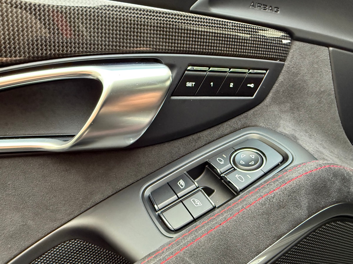 Porsche 911 TYPE 991 COUPE GTS 450 CH / CARNET / 61296 KMS