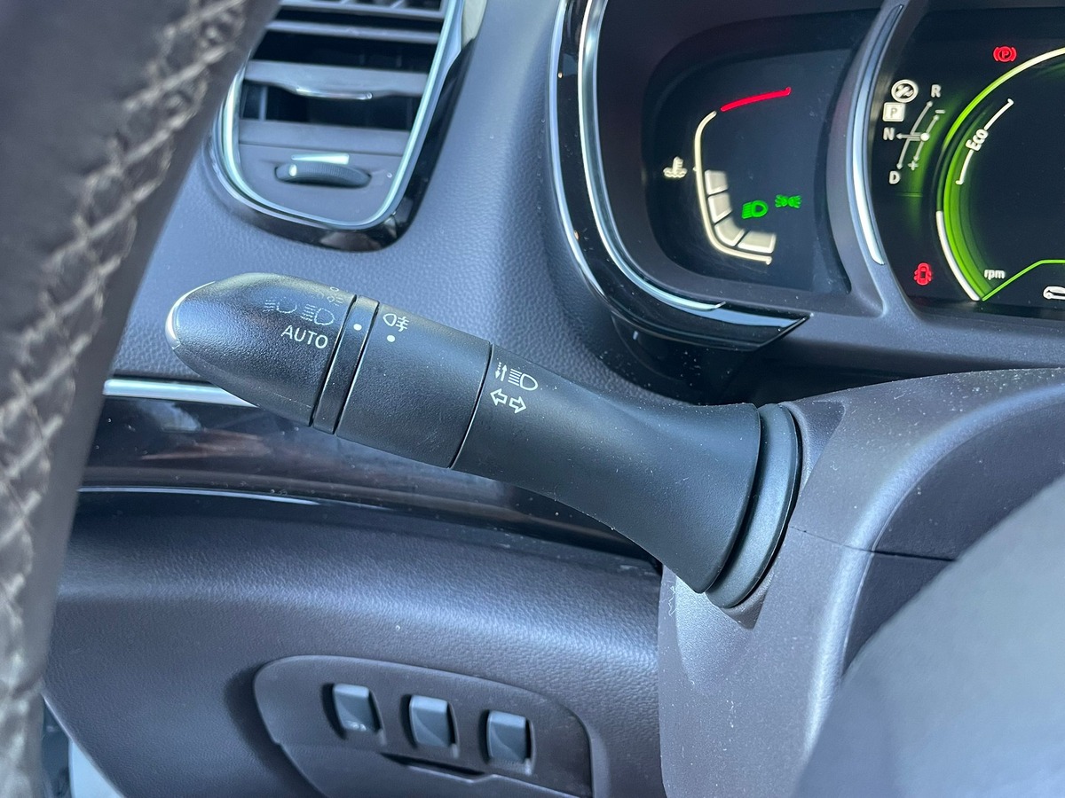 RENAULT Espace Espace V Intens 1.6 Blue DCI 160