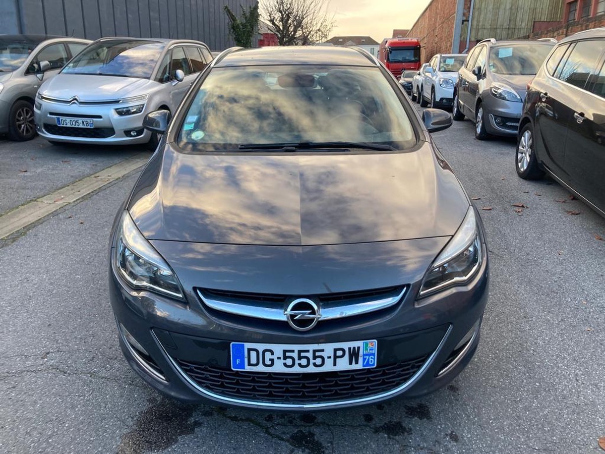 Opel Astra Sports Tourer 1.7 CDTI 130 CH COSMOS 4X foit  CBLeut