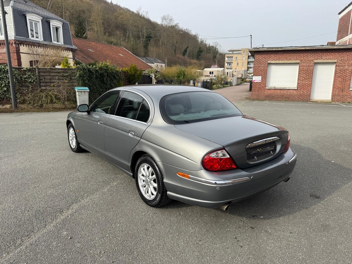 Jaguar S-Type 3.0 V6