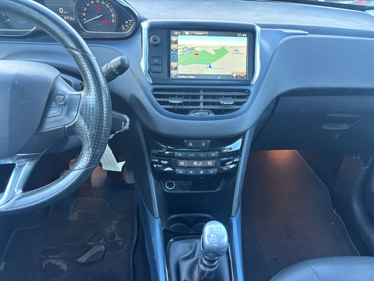 Peugeot 2008 1.6 e-HDi Crossway - Révisé - Garantie