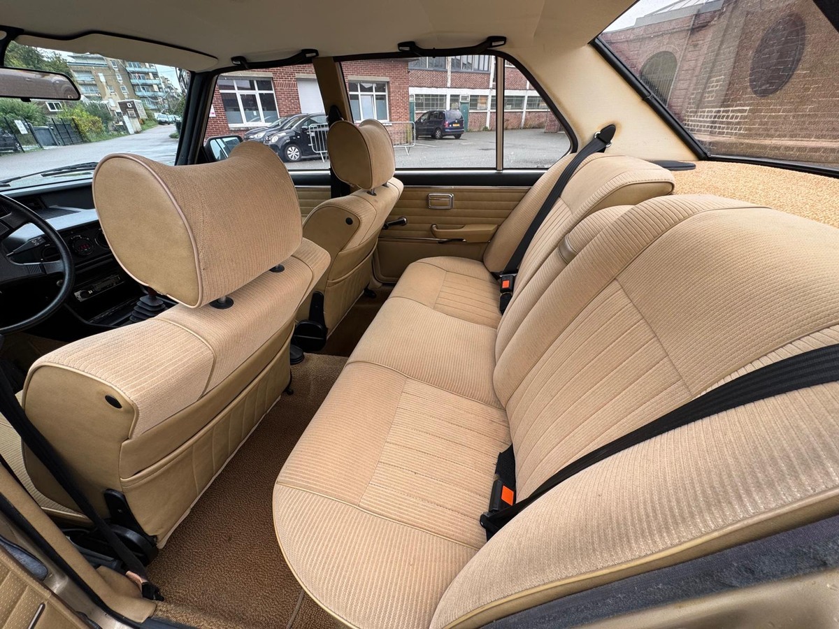 Bmw 525 E12 150CV Française - Boite manuelle