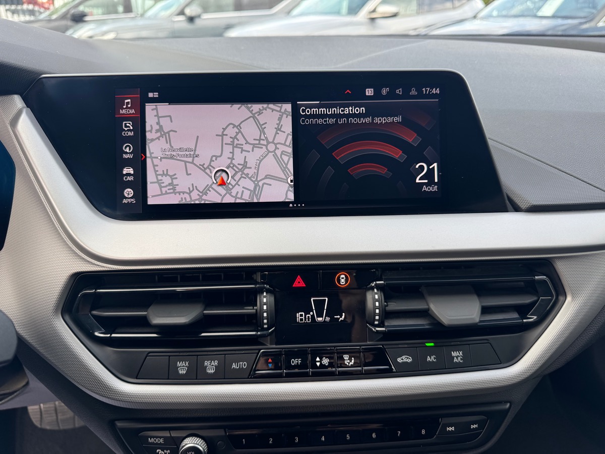 Bmw Série 1 118i BUSINESS DESIGN DKG7 / 1 ERE MAIN