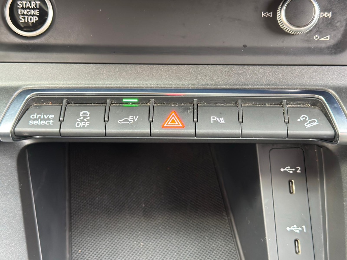 Audi Q3 II 45 TFSIE 245 S Line S Tronic BVA