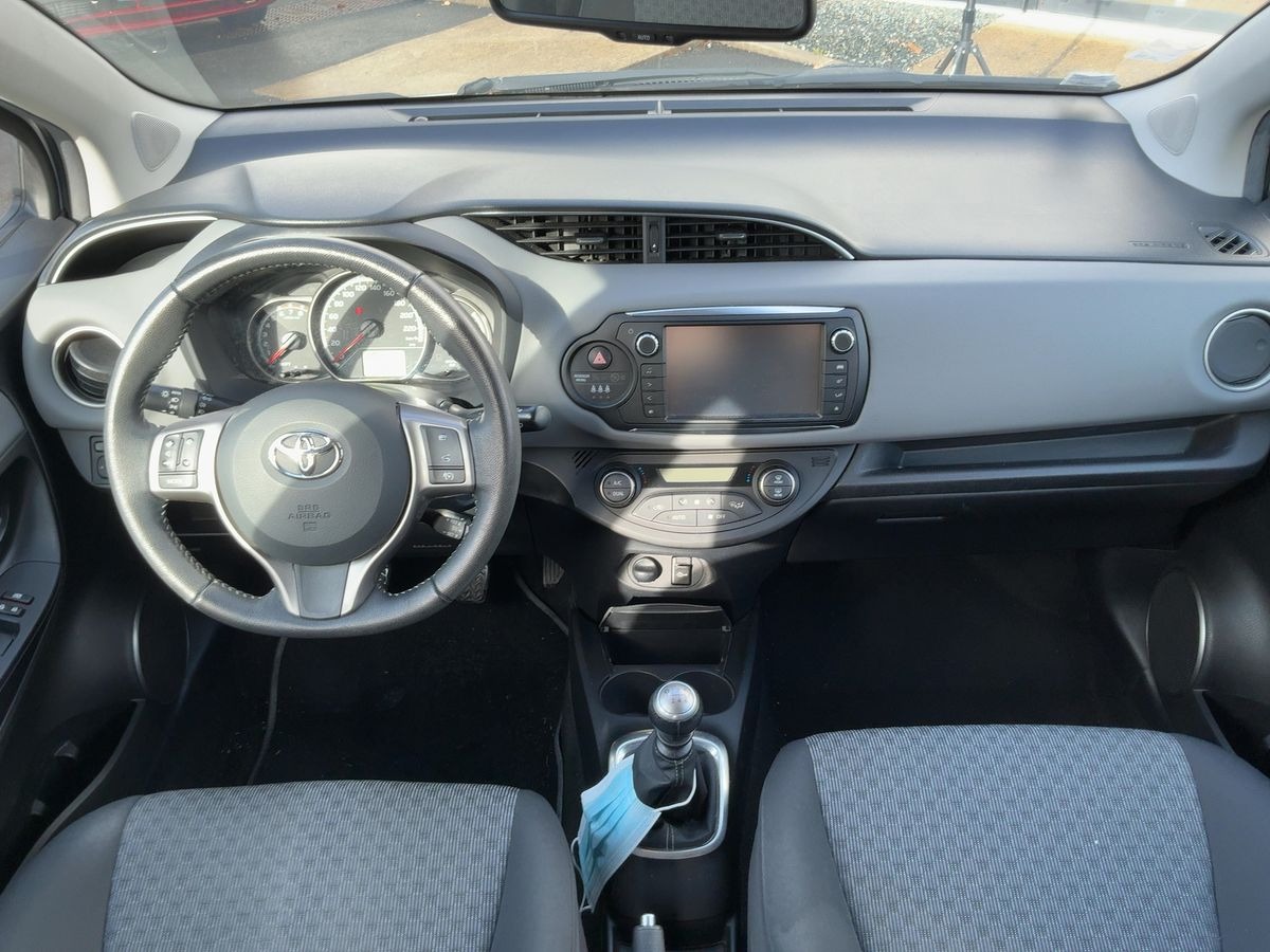 Toyota Yaris 1.33 VVTi 100 Dynamic