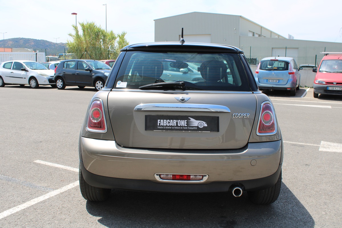 Mini Cooper D - 1.6D -  112cv - Garantie 12 Mois