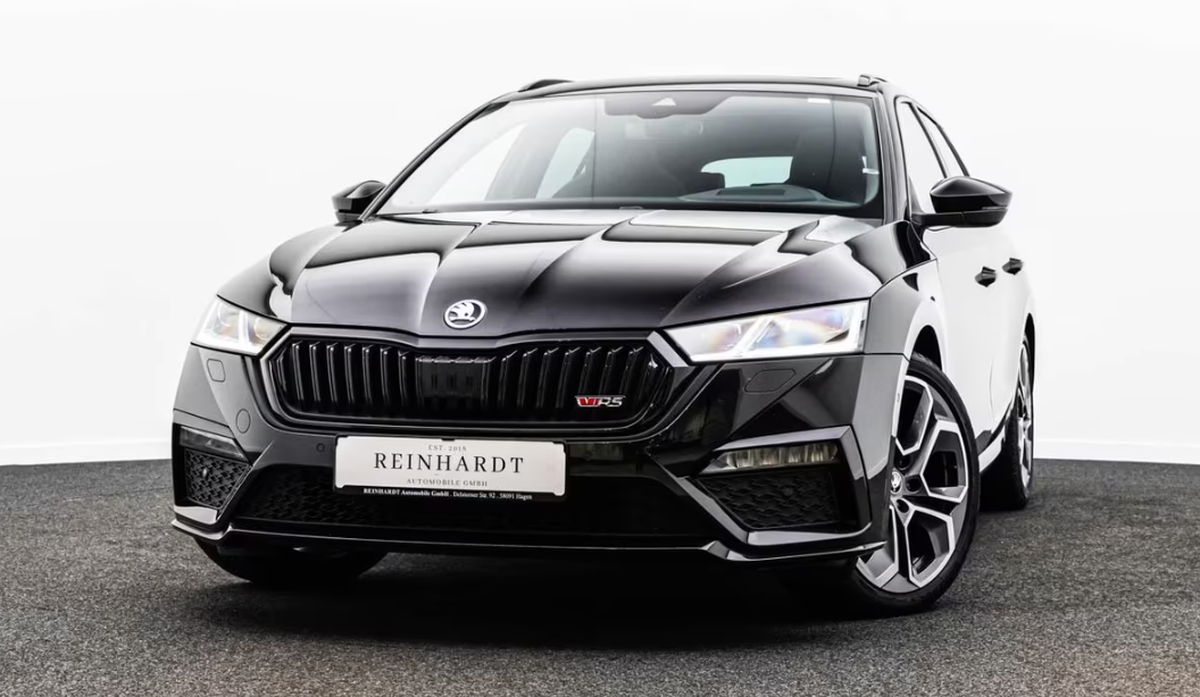 Skoda Octavia Combi 2.0 TDI 200ch RS DSG7/Toit ouvrant/Attelage/Caméra/Matrix/Aff tête haute/Canton