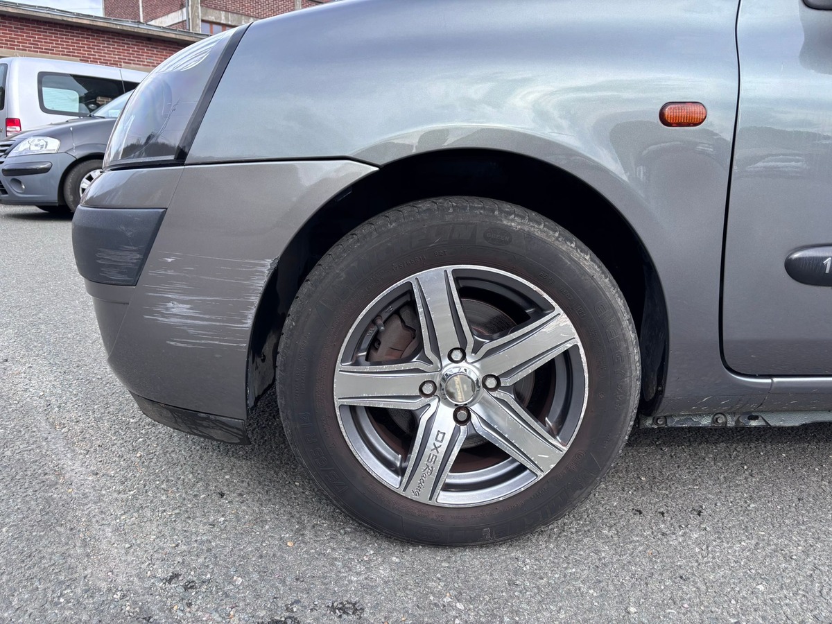 RENAULT Clio II 1.2 75 5 portes Authentique - Distribution neuve - Garantie