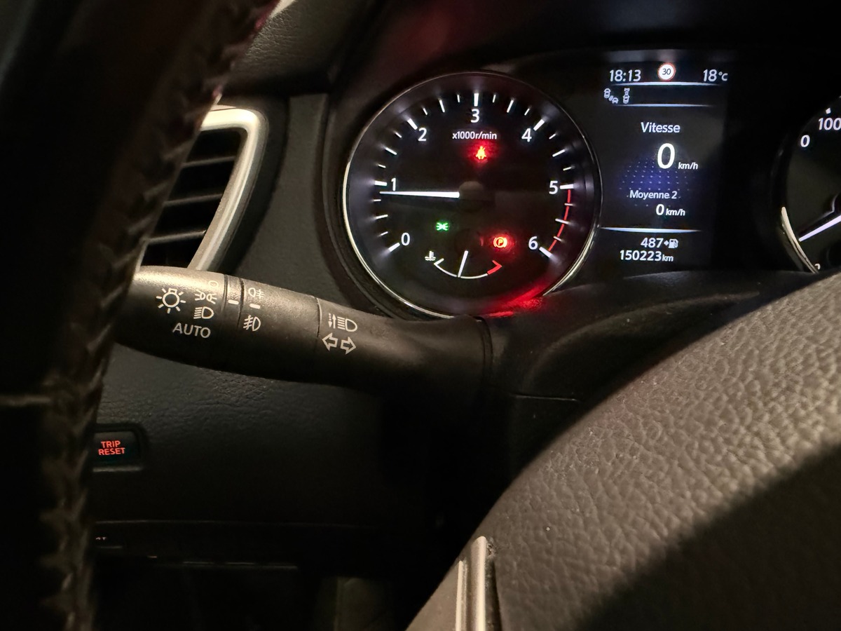 Nissan Qashqai Tekna 1.6 dci 130cv Moteur à chaîne / Caméra 360° / Sièges Av Chauffant