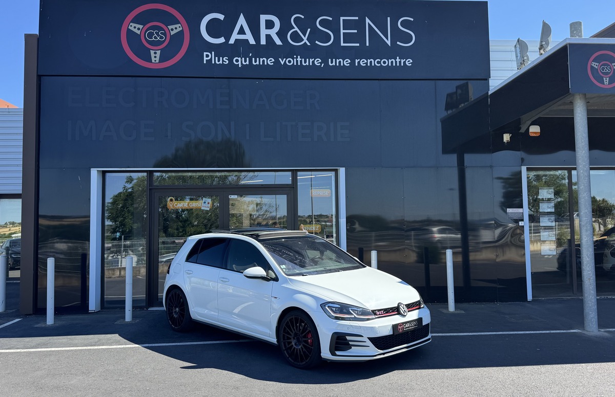 Volkswagen Golf GTI
