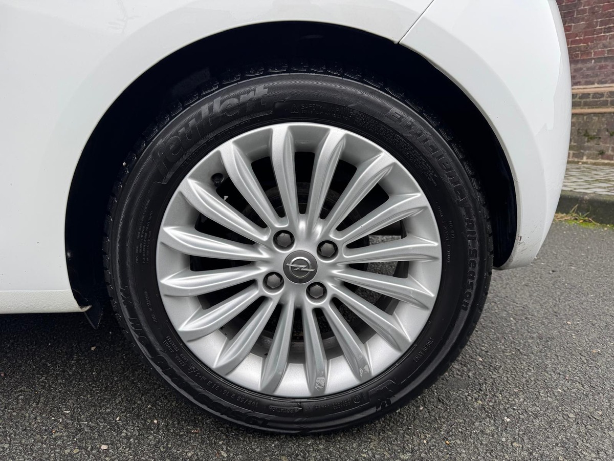 Opel Adam 1.4 90cv Ecoflex Glam - Garantie