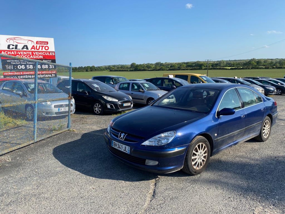 Peugeot 607 3.0l v6 206cv bonne état 263001km