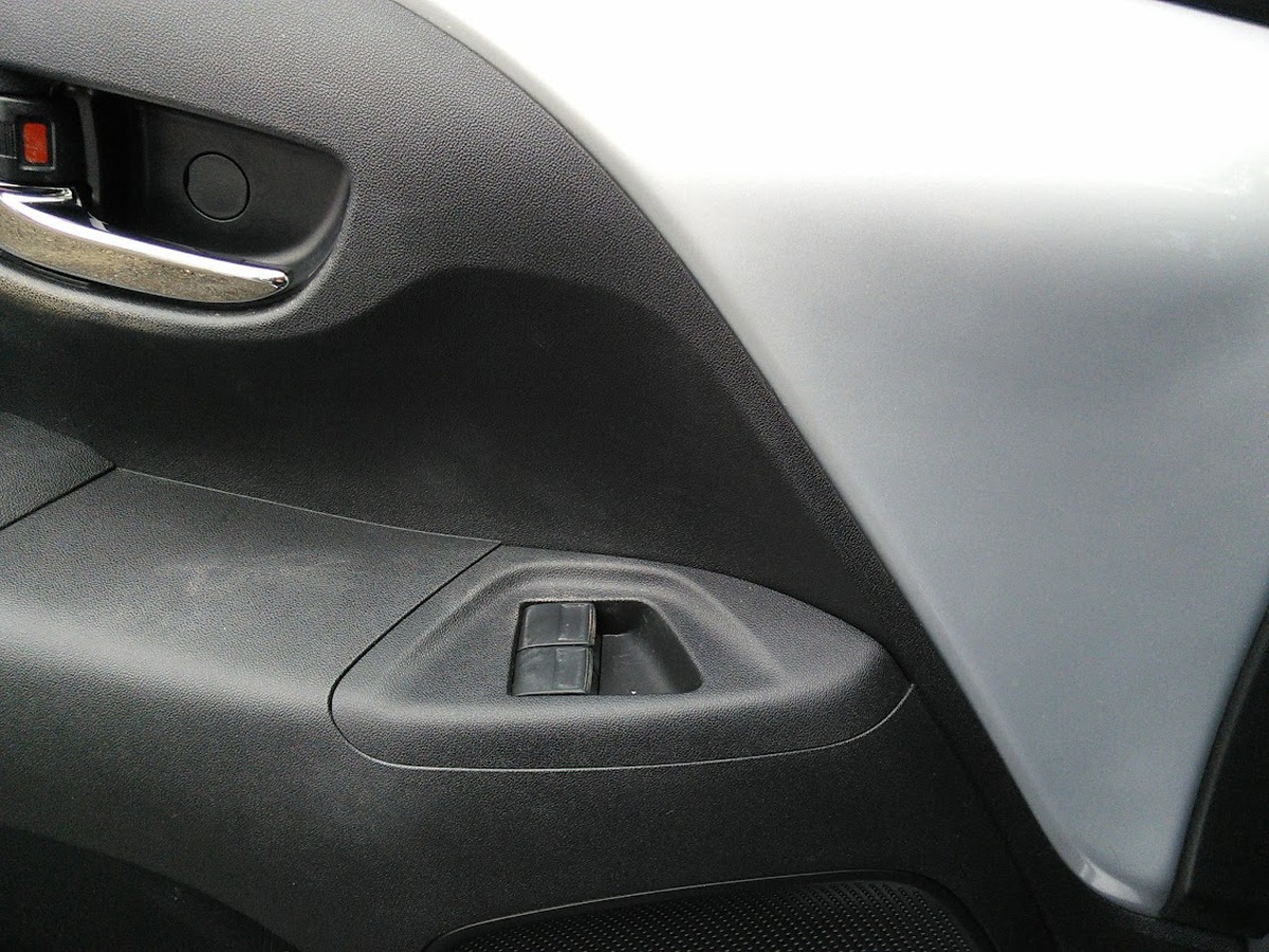 Toyota Aygo 1.0 72CH VVTI X-PLAY 5P CLIM