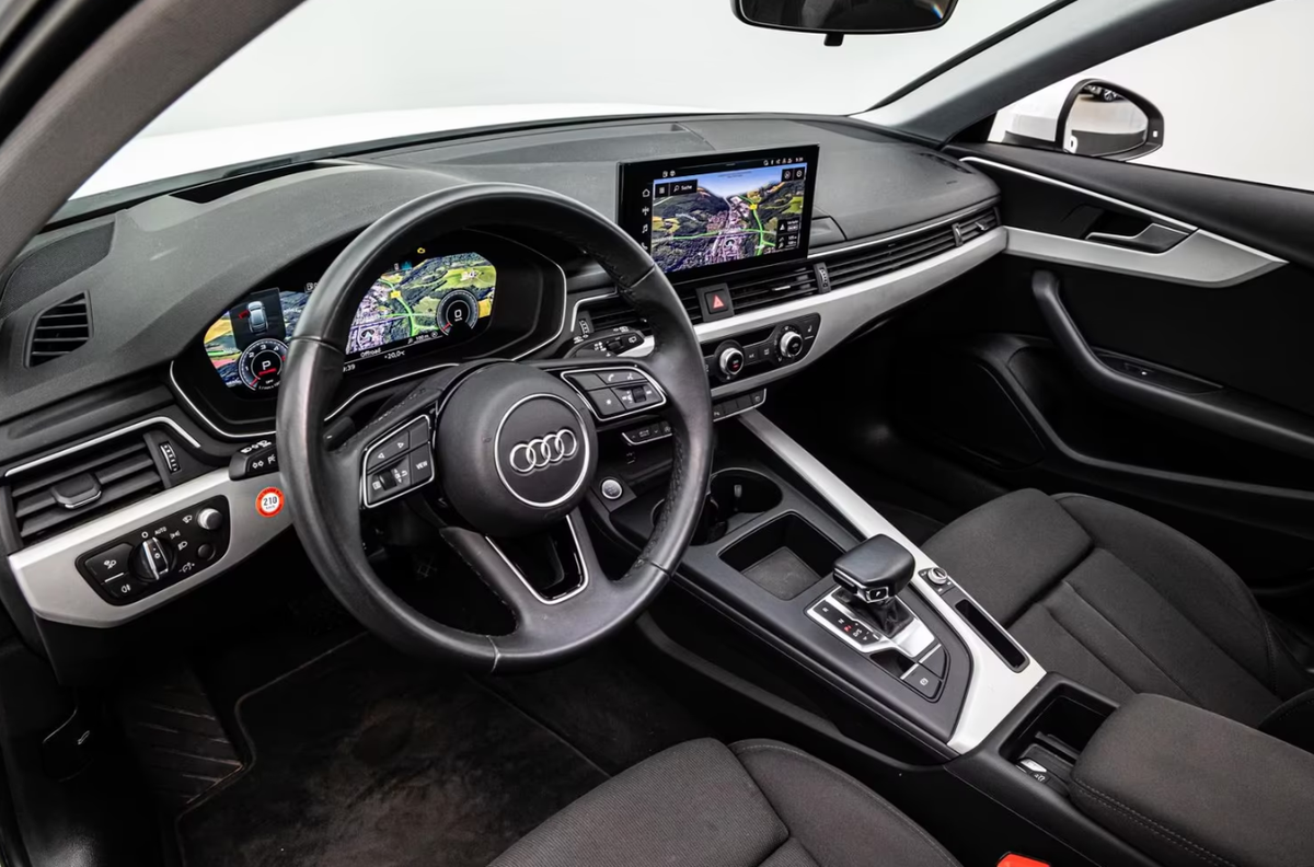 Audi A4 Avant V 40 TDI 204ch S line S tronic 7