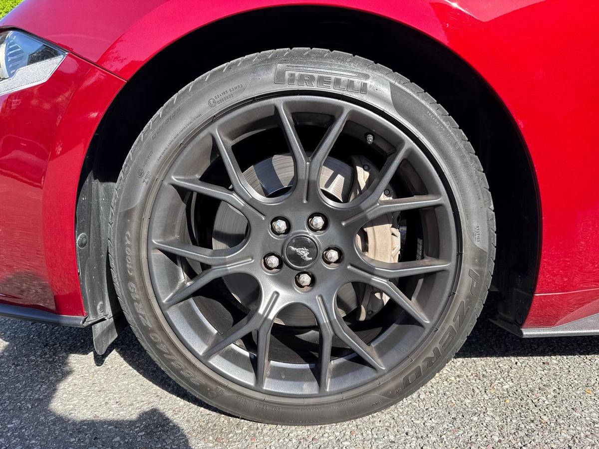 Ford Mustang Fastback - 2.3L Ecoboost