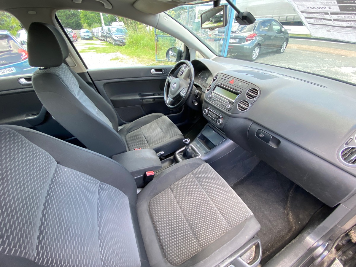 Volkswagen Golf 6 plus 2.0 tdi 110cv 307280km embrayage + volant moteur neuf