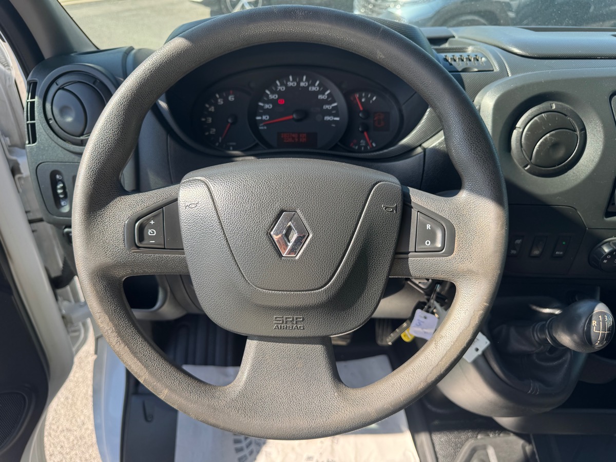 RENAULT Master L2H2 2.3 DCI 145CH GRAND CONFORT + ATTELAGE / PRIX TTC