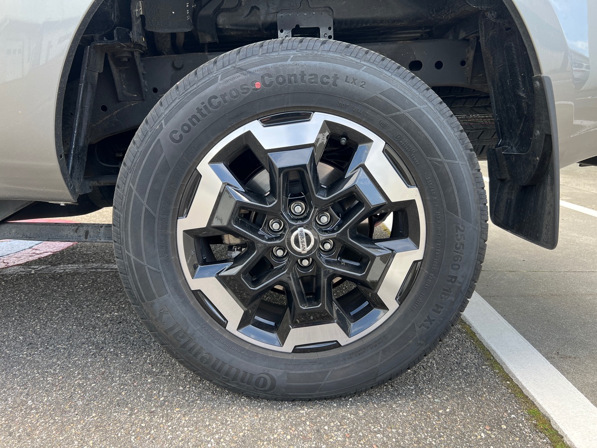 Nissan Navara 2.3L KING CAB 163ch,  SUIVI COMPLET, GARANTIE CONSTRUCTEUR