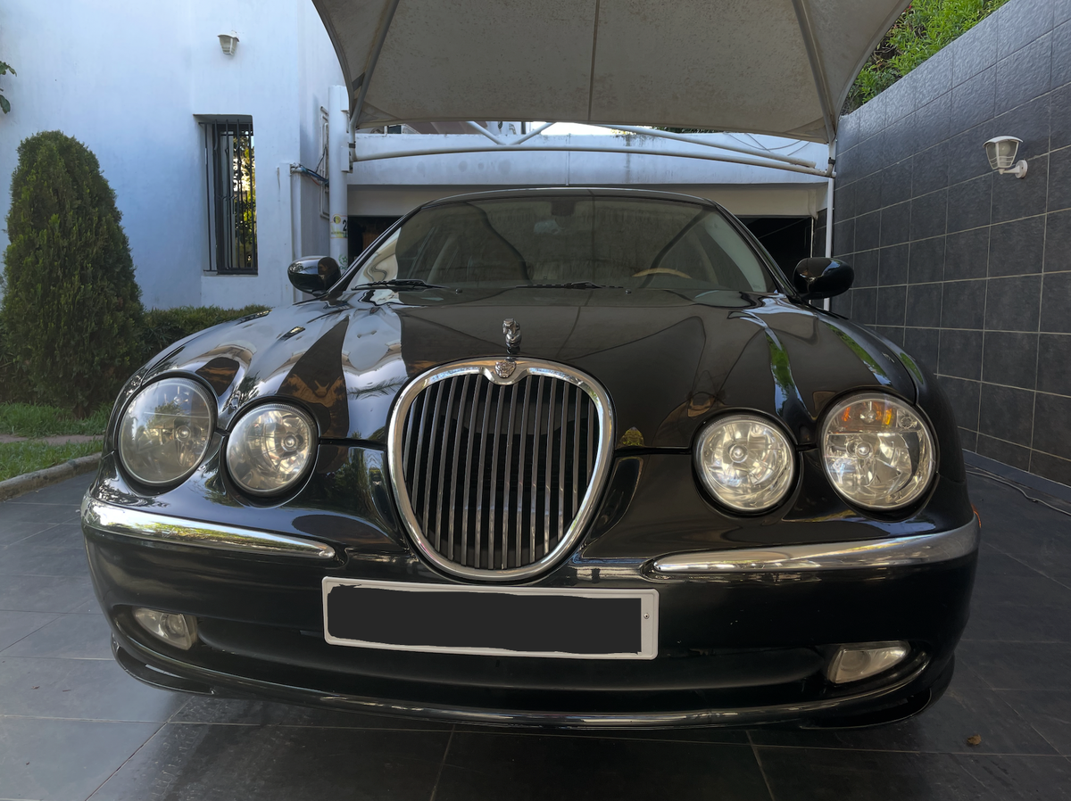 Jaguar S-Type 3.0 V6 (243 ch)