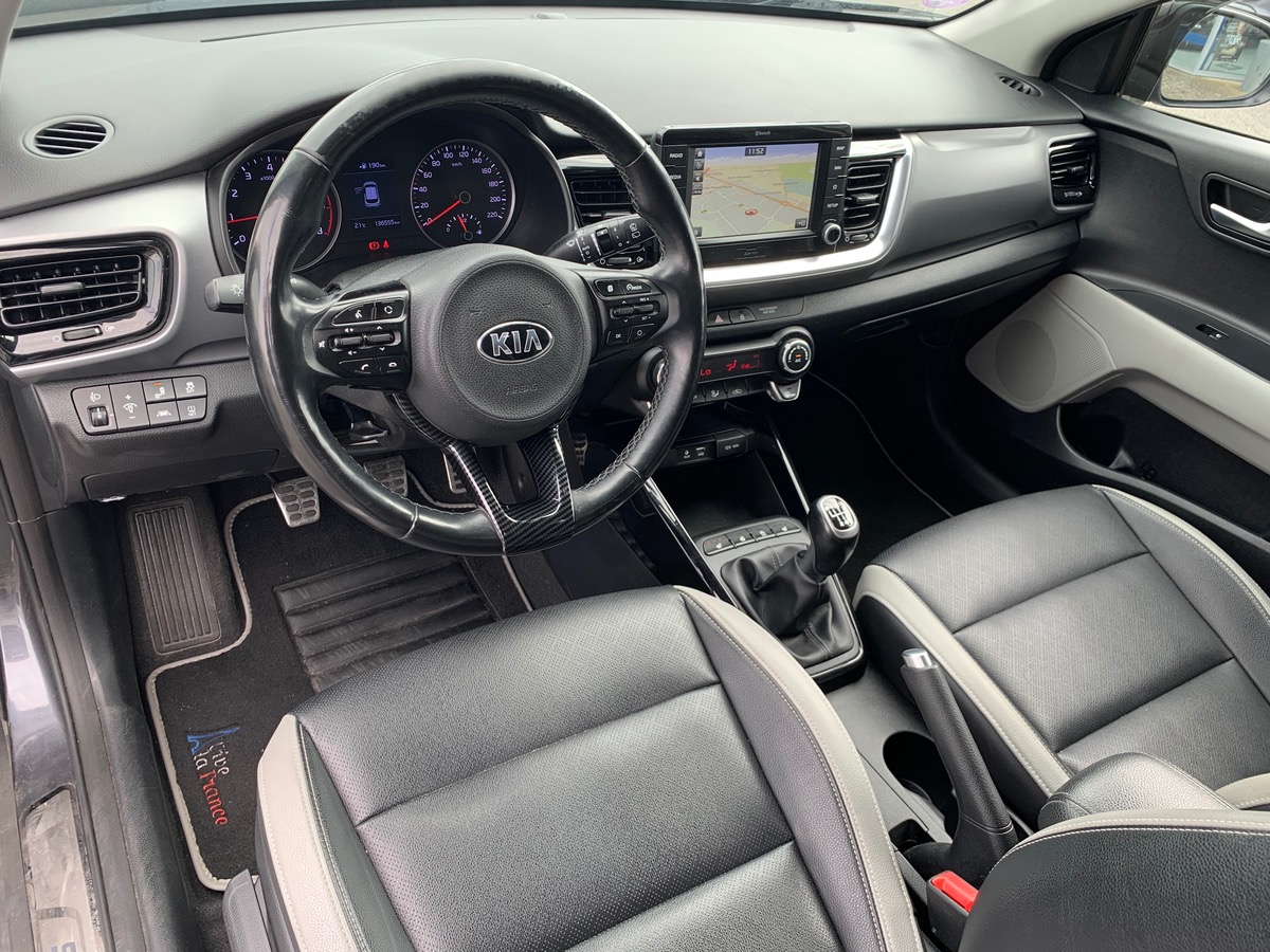 Kia Stonic PREMIUM  | Caméra de recul | Climatisation automatique | Régulateur de vitesse