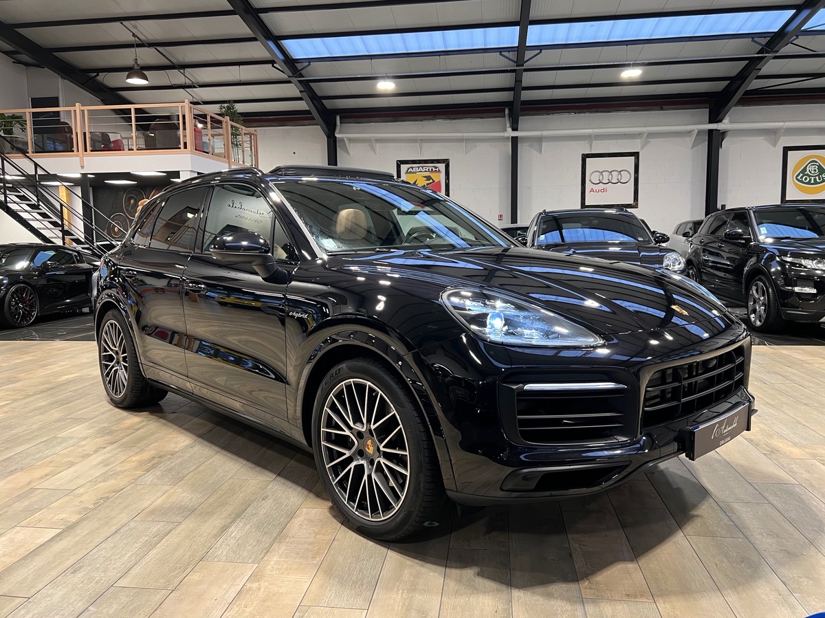 Porsche Cayenne E-HYBRID 3.0 V6 461CV TO/BOSE r