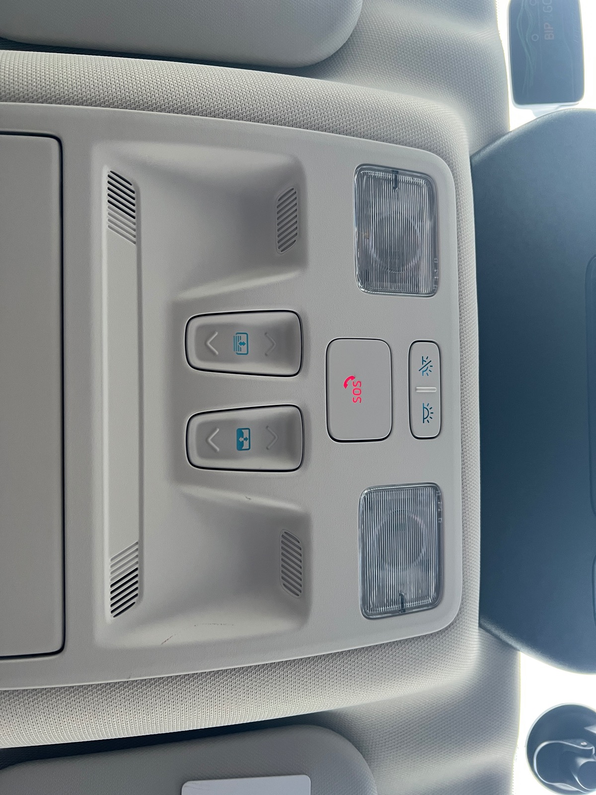 Ford KUGA PHEV 225 ch | VIGNALE | Toit Panoramique | Attelage | Roue secours | Pack Technologique