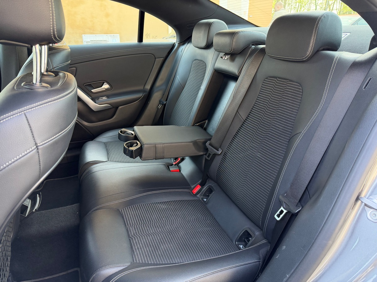 Mercedes-Benz CLA COUPE 200 d 8G-DCT Progressive Line / Sièges Av chauffant / Led d Ambiance