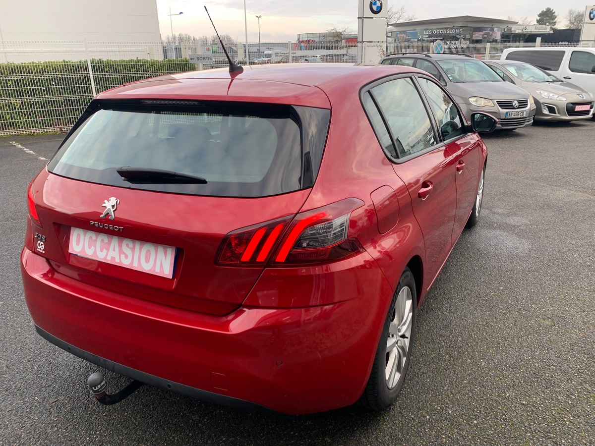 Peugeot 308 100 ch | Pack Attelage | Régulateur vitesse | Jantes Alu | Radar stationnement arriére