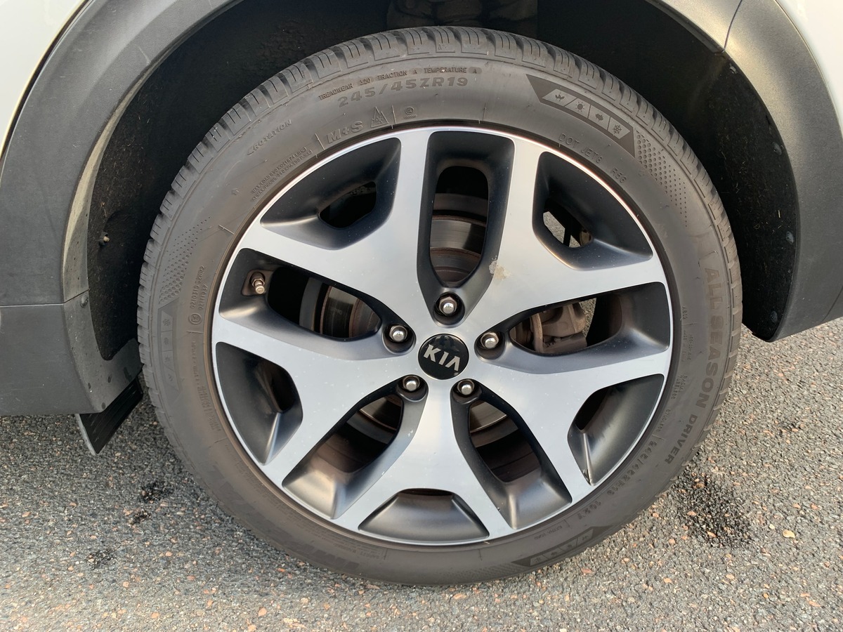 Kia Sportage 141 | GT LINE | Toit ouvrant panoramique | Caméra de recul | GPS | Régulateur vitesse