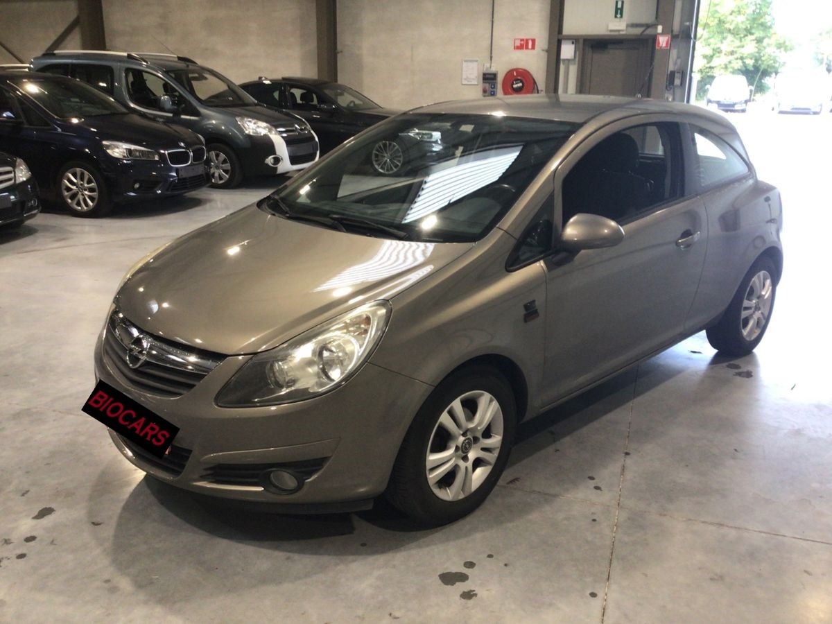Opel Corsa 1.2 Color Edition