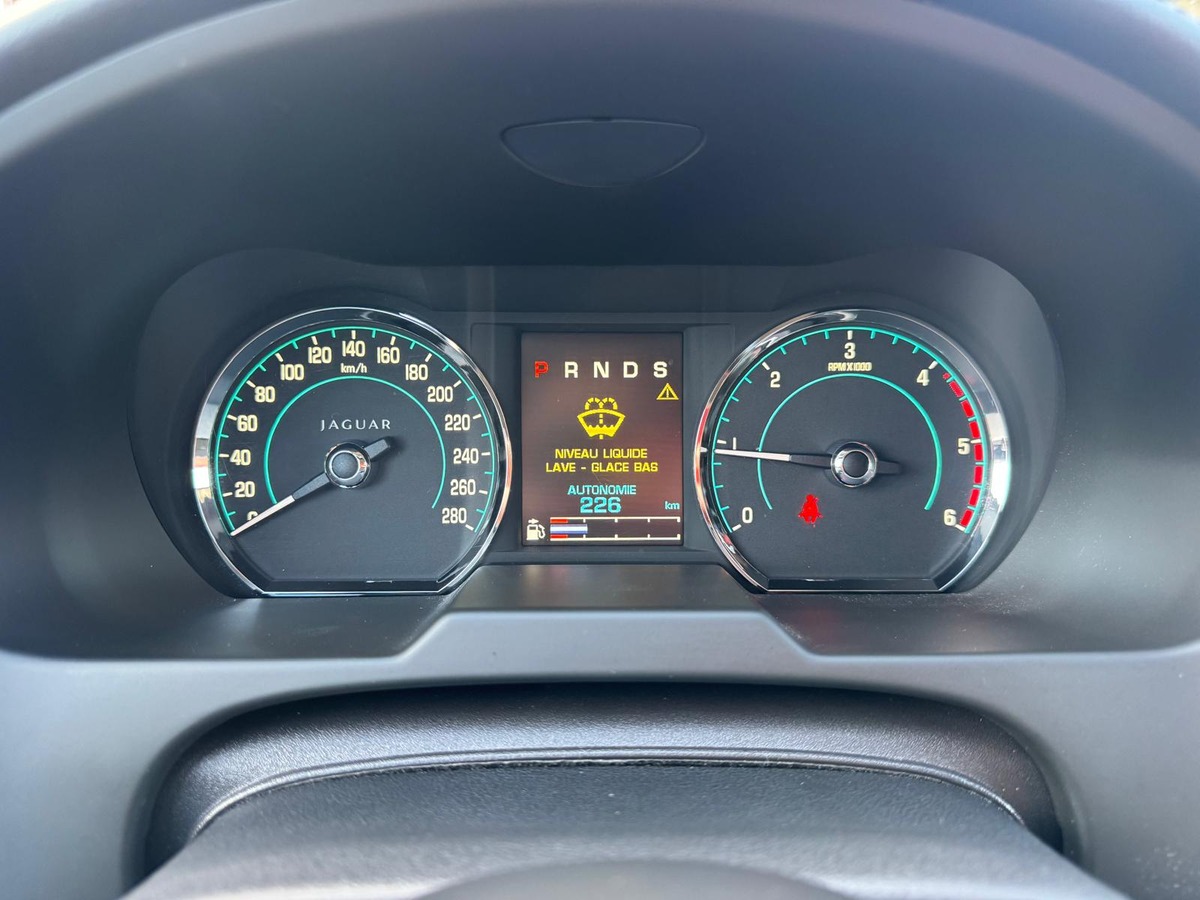 Jaguar XF 2.2D 200CV SPORTBRAKE LUXE - Garantie