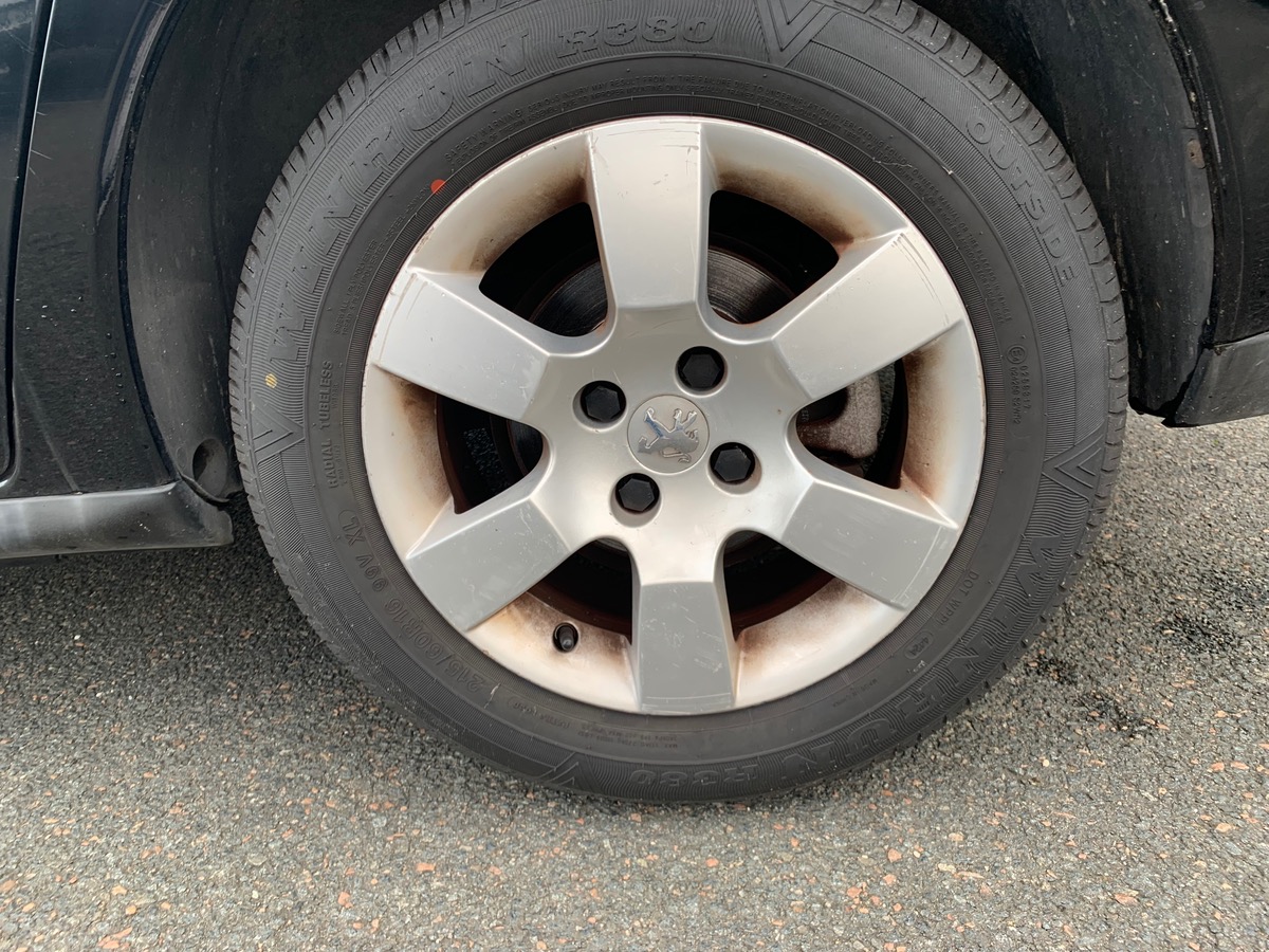 Peugeot 3008 115 ch | GPS | Bluetooth | Régulateur de vitesse | Sièges rang 2 rabattables à plat