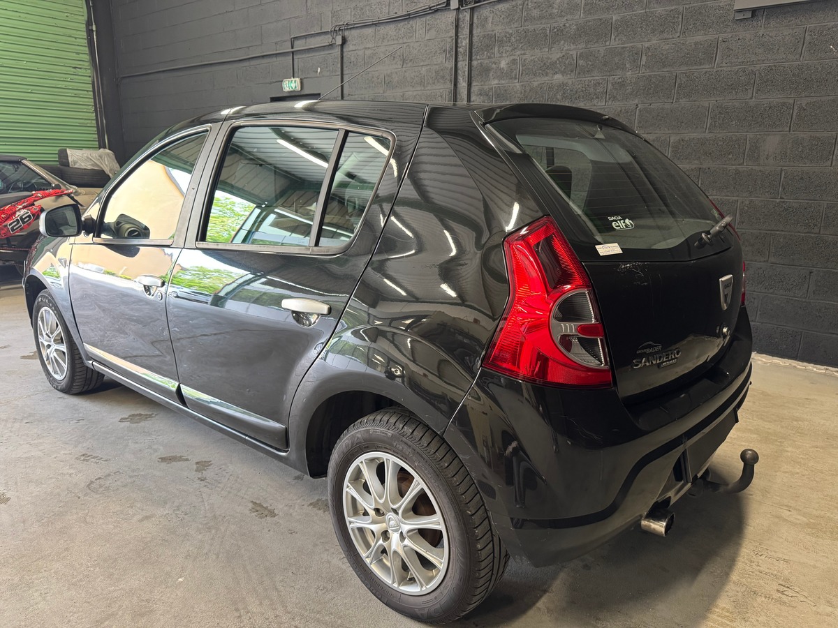Dacia Sandero 1.5 dci 86CH / Kit distri ok / Climatisation