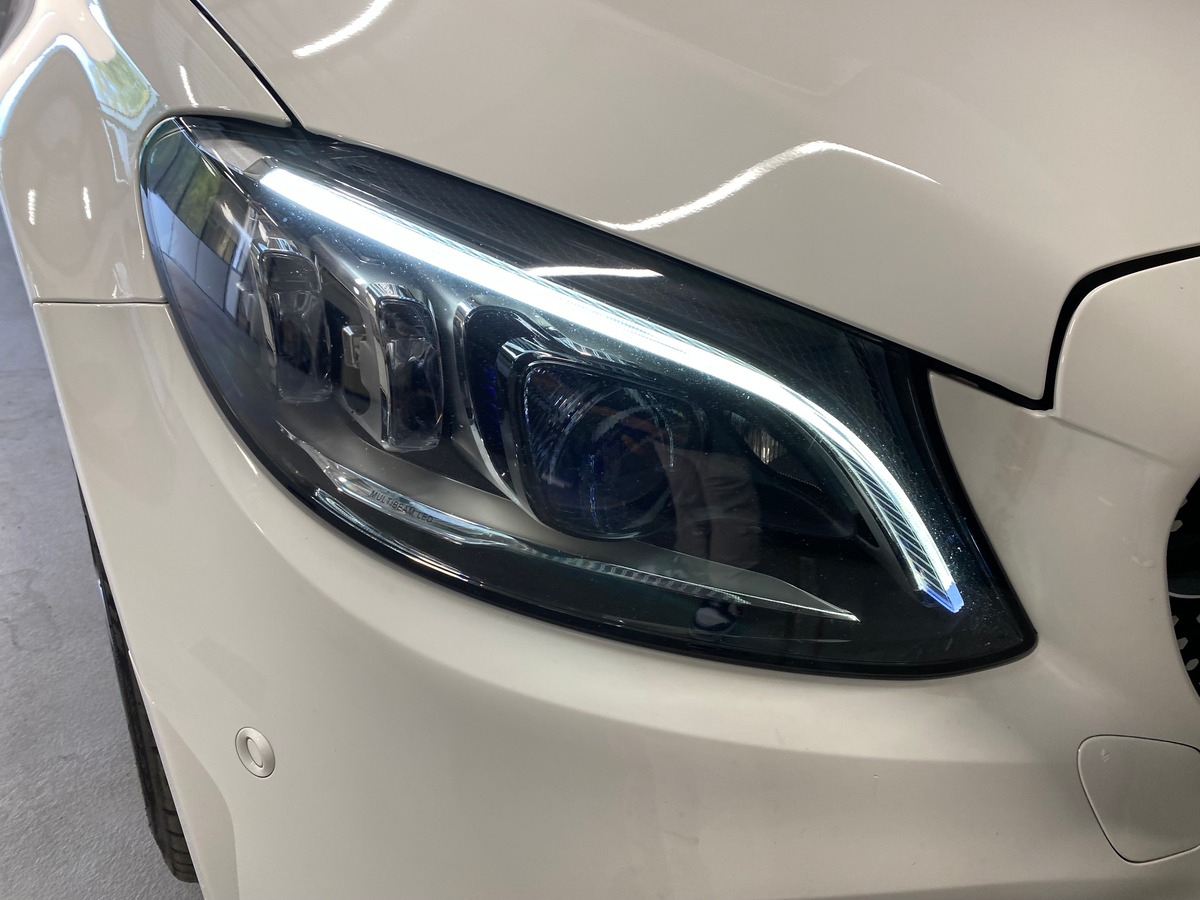 Mercedes Benz Classe C 220 cdi AMG Line / Toit Panoramique Ouvrant / Cock Pit / Led d Ambiance