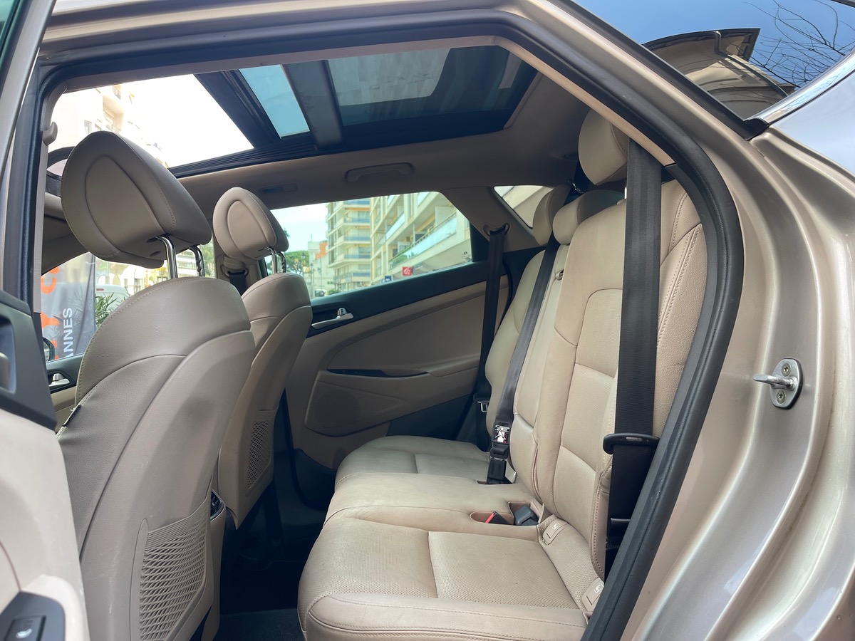 Hyundai Tucson 1.6 TGDI 177 cv / 4 Roues Motrices / Toit Ouvrant / Full Options / Entretien Hyundai