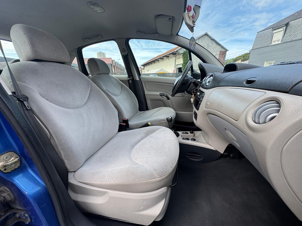 Citroën C3 1.4 i 75 cv