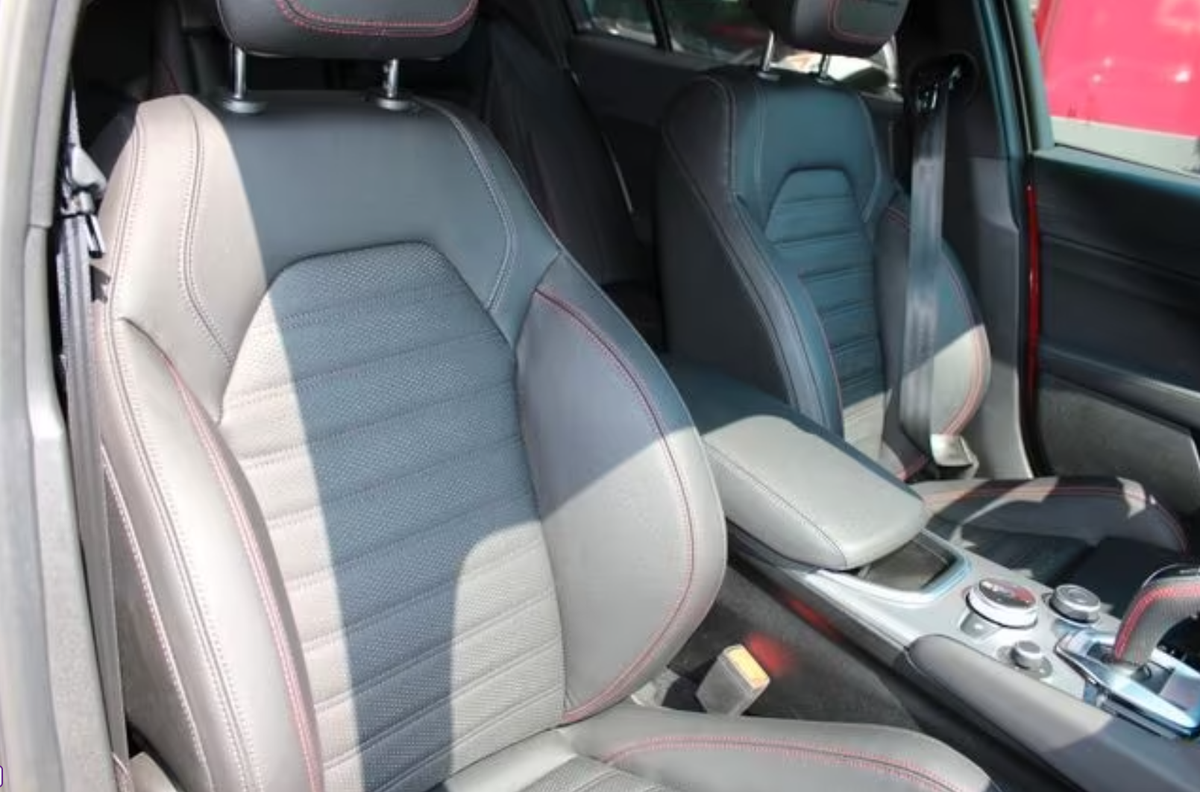 Alfa Romeo Giulia 2.0T 280ch Competizione Q4 AT8