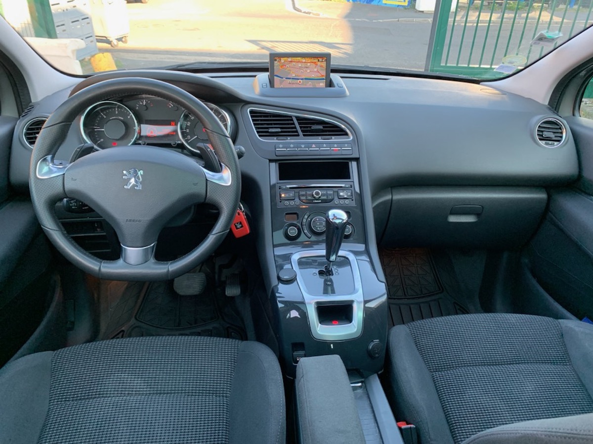 Peugeot 5008 1.6 e-HDI 115 CV allure 4XCB