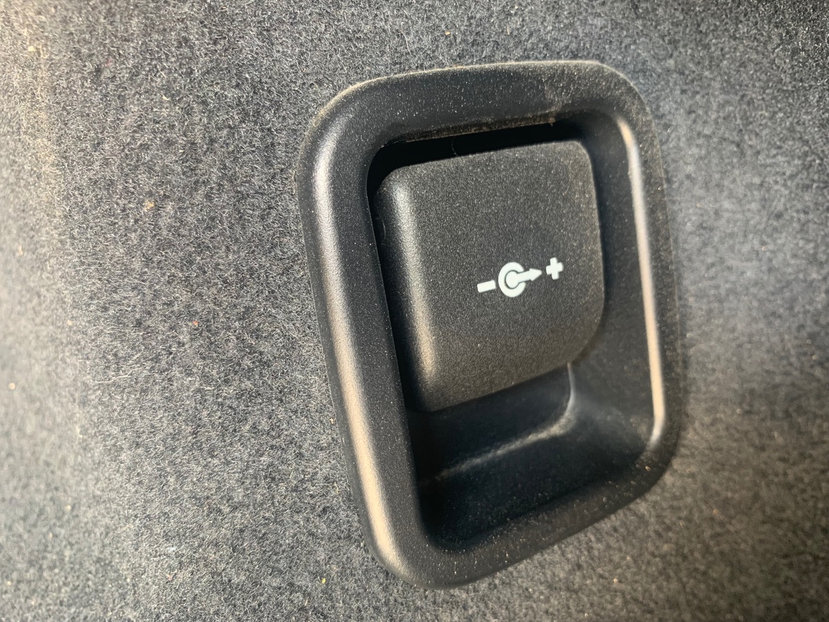 Bmw X1 X DRIVE | GPS Cartographique | Sellerie Tissu/Alcantara | Radar de stationnement AR.