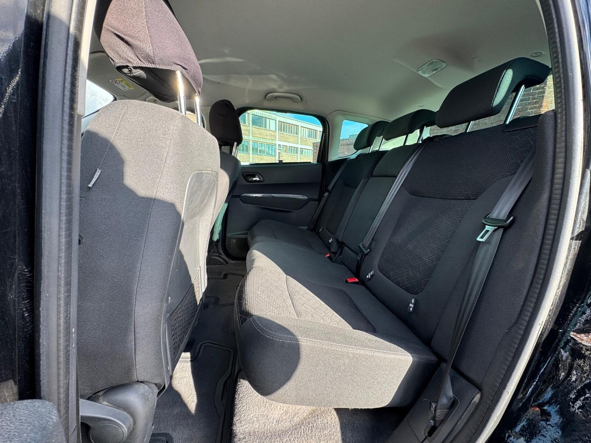 Peugeot 3008 phase 2 1.6 e-hdi 115cv Boite automatique Business Pack - garantie