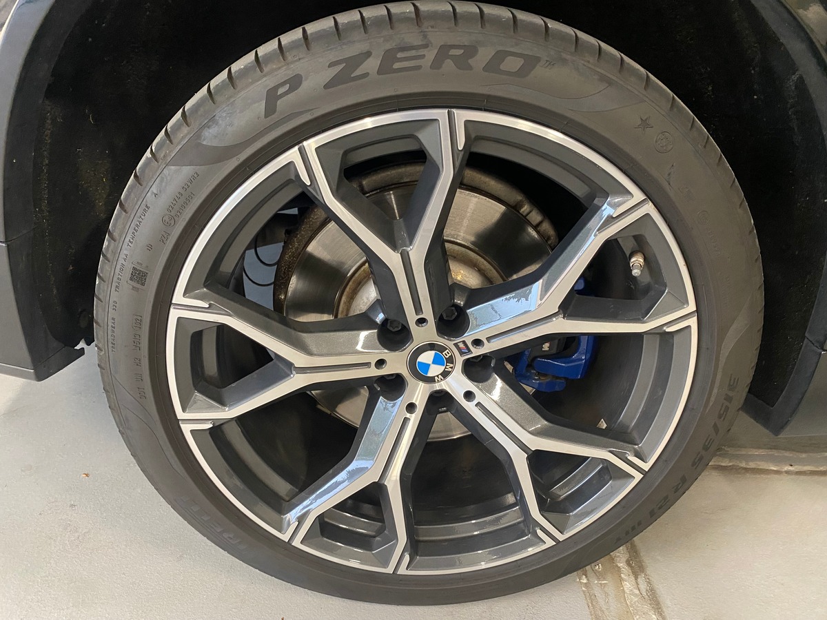 Bmw X5 G05 xDrive30d 265 ch BVA8 M Sport / TOIT OUVRANT / CAMERA 360 / APPLE CARPLAY