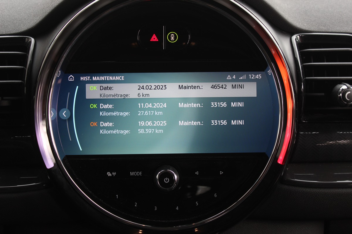 Mini Clubman III (F54) (2) 1.5 COOPER 136 ch EDITION PREMIUM PLUS BVA7 + TOIT OUVRANT + CARPLAY