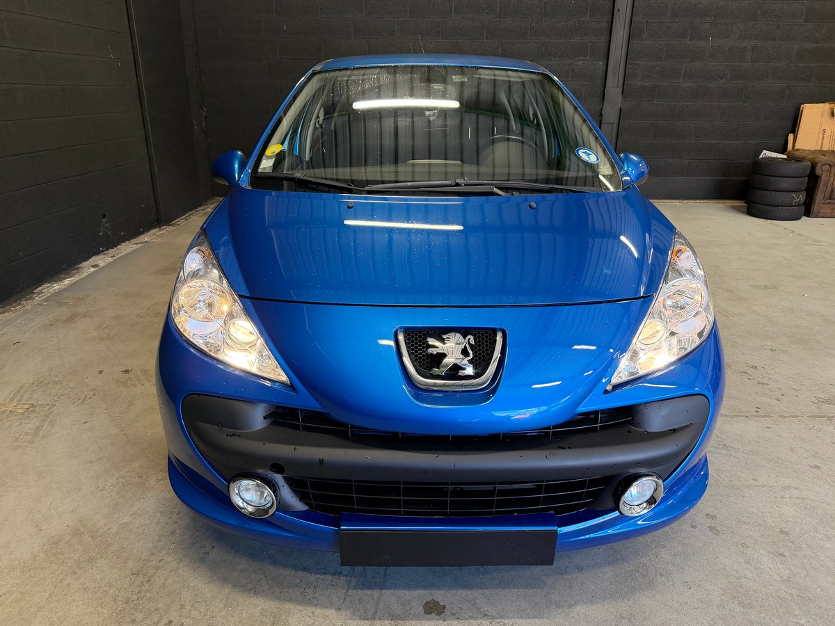 Peugeot 207 1.6 VTI 120CH Premium Pack / 5 portes / Clim auto
