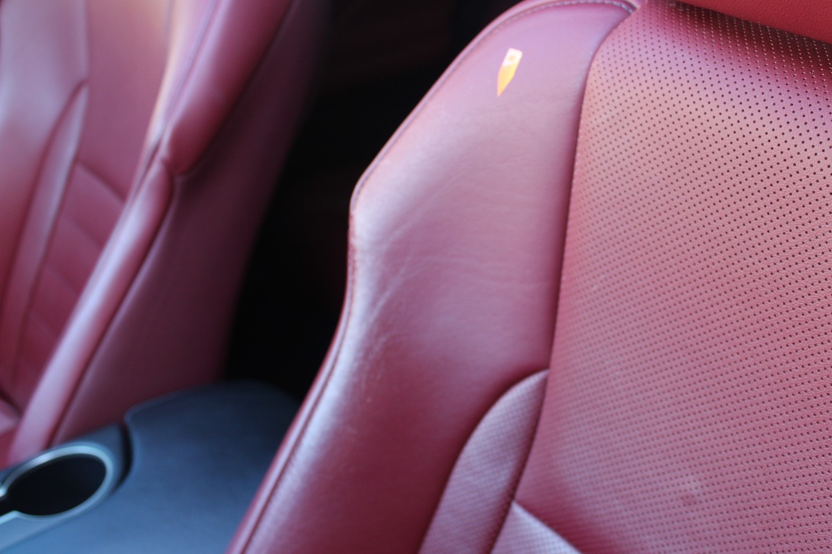 Lexus IS III (2) 300H F SPORT EXECUTIVE  FULL OPTIONS + CARPLAY / ENTRETIEN LEXUS / 2ème MAIN