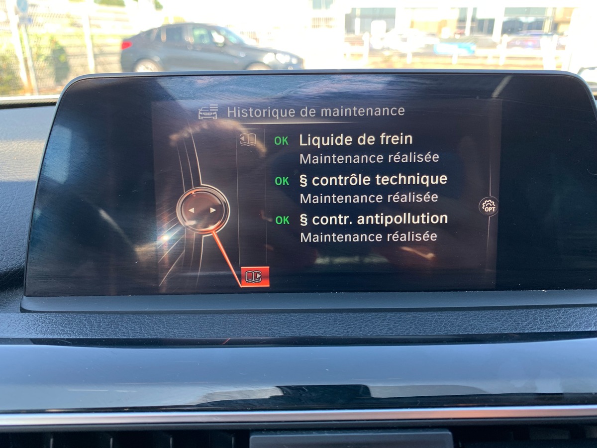 Bmw Série 3 326 | Sport | Régulateur vitesse | GPS | Siéges chauffants | Toit ouvrant | Mode Sport