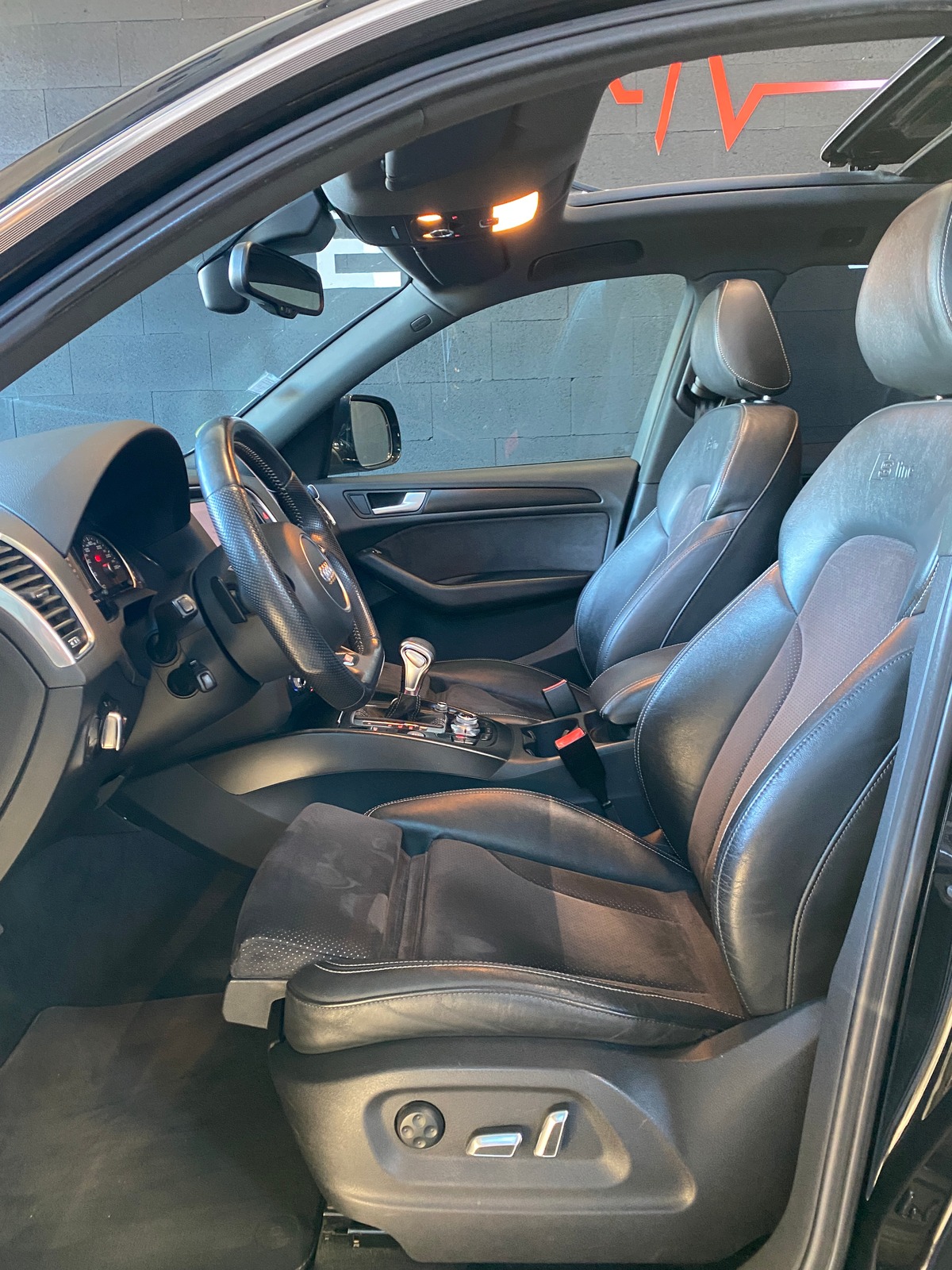 Audi Q5 3.0 TDi 245 S Line S-tronic 7