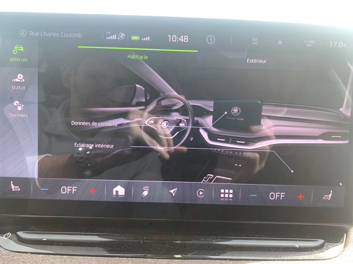 Skoda Enyaq 180 chevaux | iV60 | Apple car Play | Régulateur vitesse adaptatif | Siéges chauffants