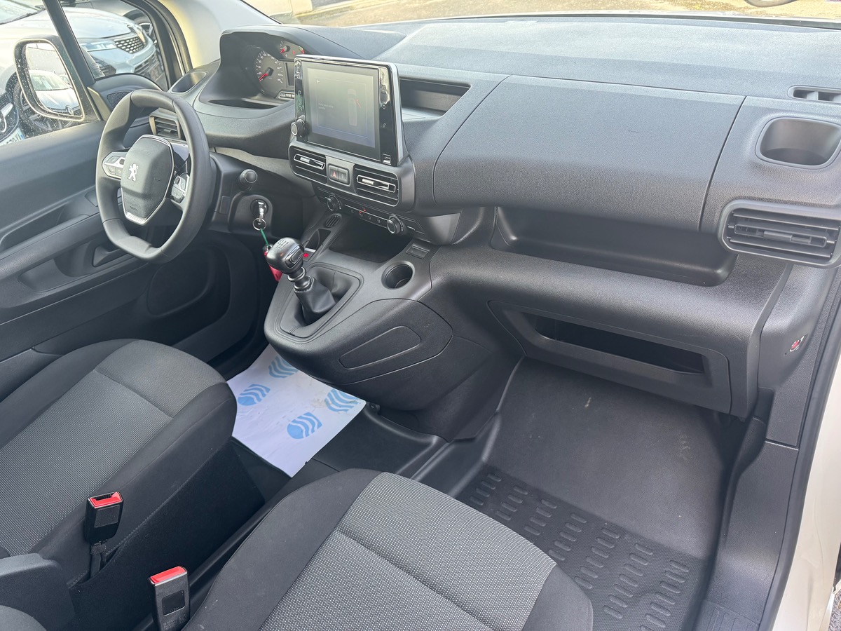 Peugeot Partner L2 LONG 1.5 BHDI 100CH PREMIUM 2 PLACES / PRIX HT
