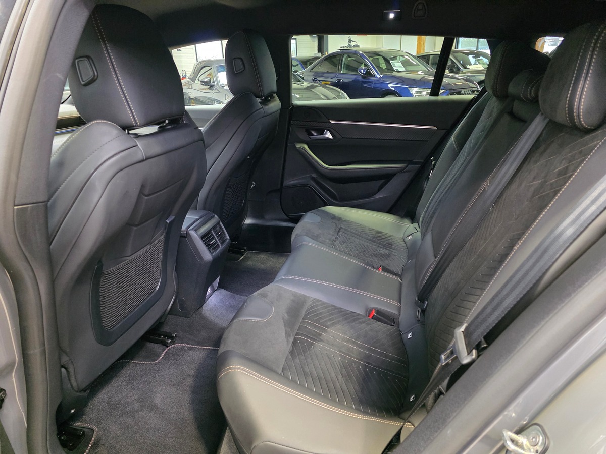 Peugeot 508 II SW 1.5 BLUEHDI  130 GT EAT8 PHASE 2 A